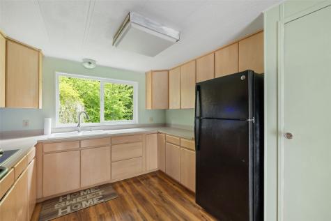 1916 Key Peninsula Highway NW Lakebay WA 98349
