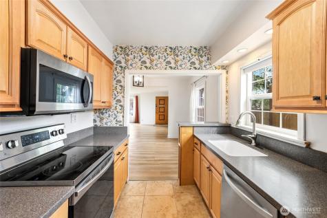 408 S 49th Street Tacoma WA 98408