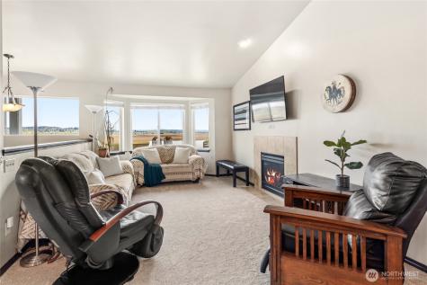 9702 Lowell Larimer Road Everett WA 98208