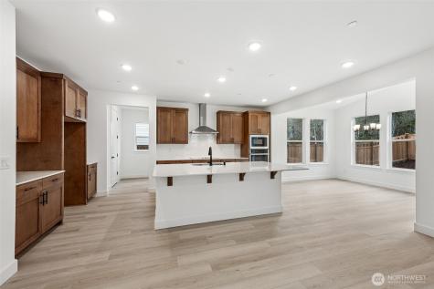 13910 180th Street E Puyallup WA 98374