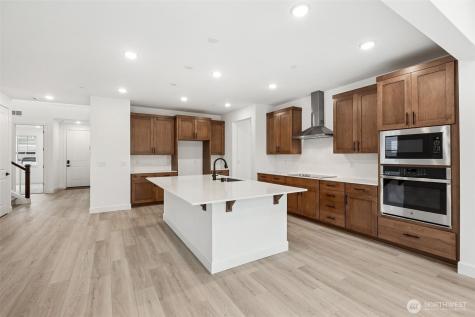 13910 180th Street E Puyallup WA 98374