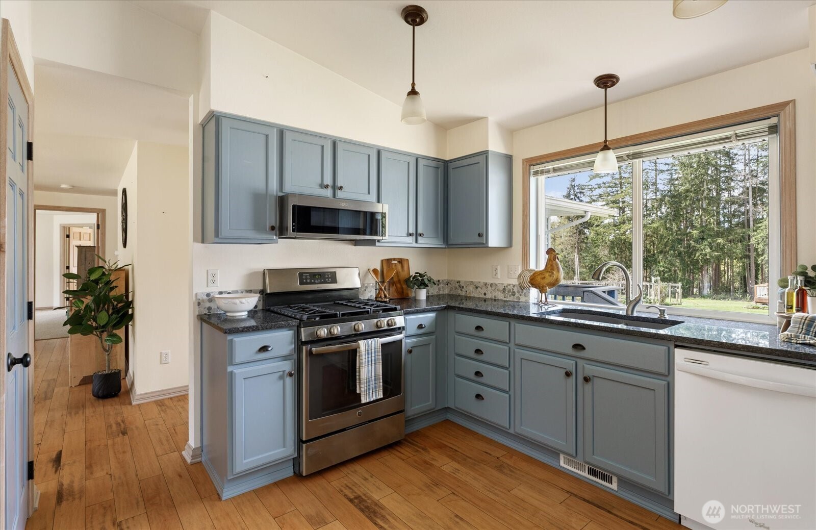 5295 Bounty Loop Freeland WA 98249