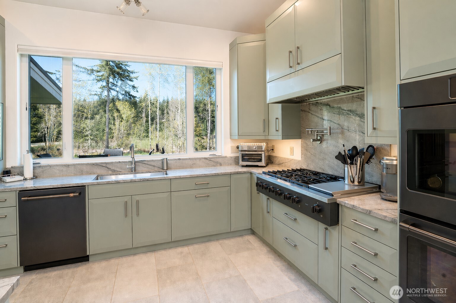 216 Huckleberry Hill Drive Port Angeles WA 98363