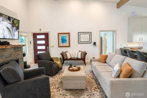 216 Huckleberry Hill Drive Port Angeles WA 98363