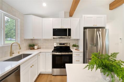 5615 S 305th Street Auburn WA 98001