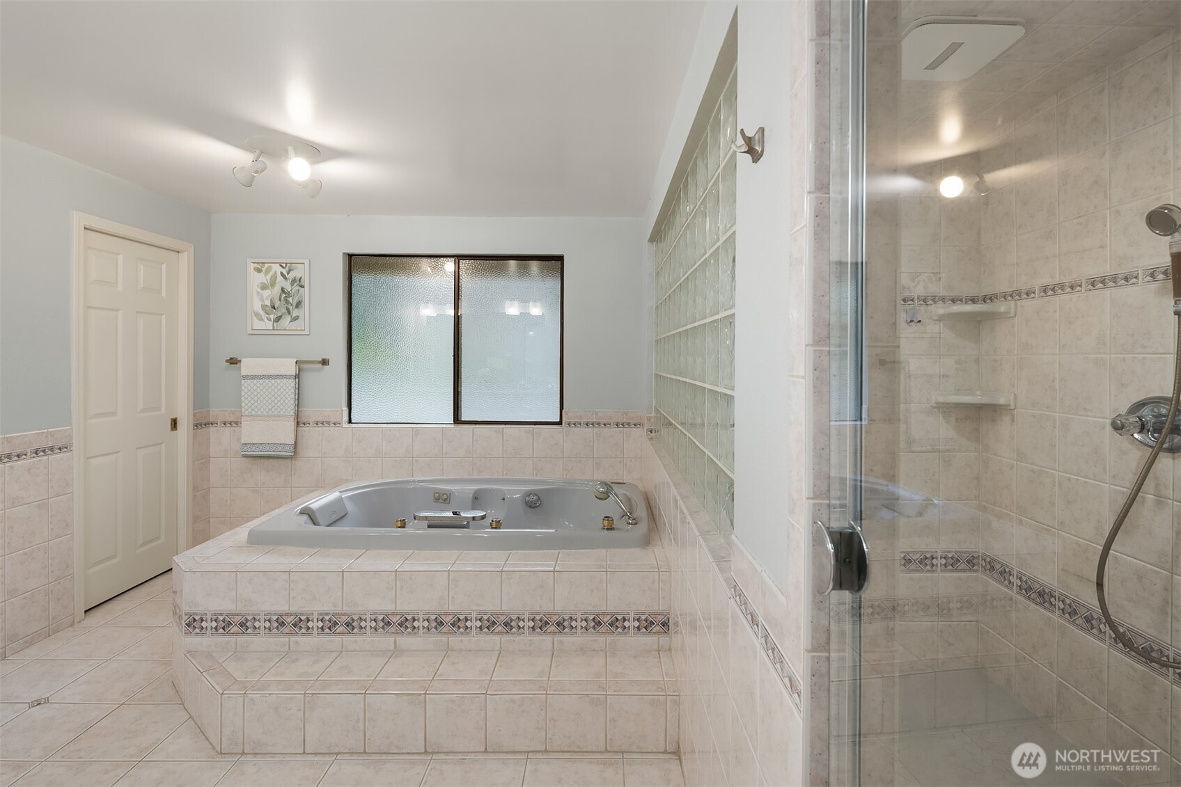 11317 SE 77th Place Newcastle WA 98056