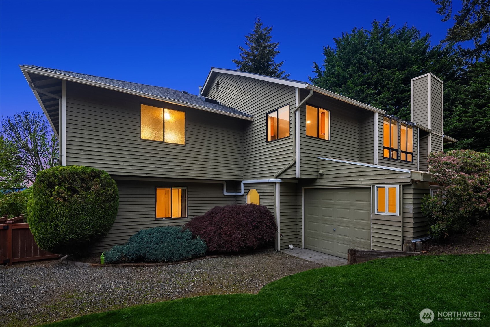 11317 SE 77th Place Newcastle WA 98056