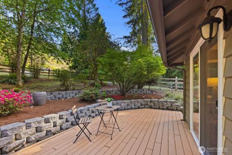 16464 239th Avenue SE Issaquah WA 98027