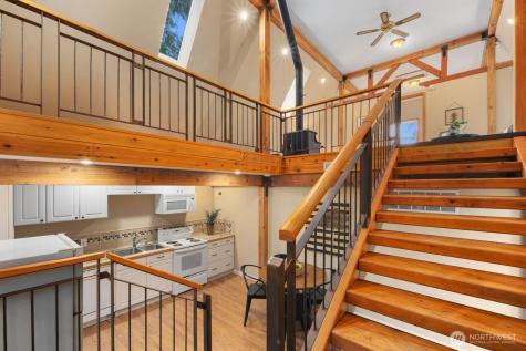 16464 239th Avenue SE Issaquah WA 98027