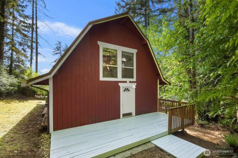 16464 239th Avenue SE Issaquah WA 98027