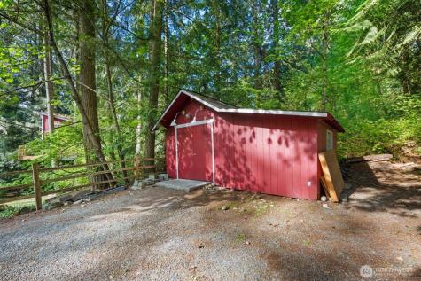 16464 239th Avenue SE Issaquah WA 98027