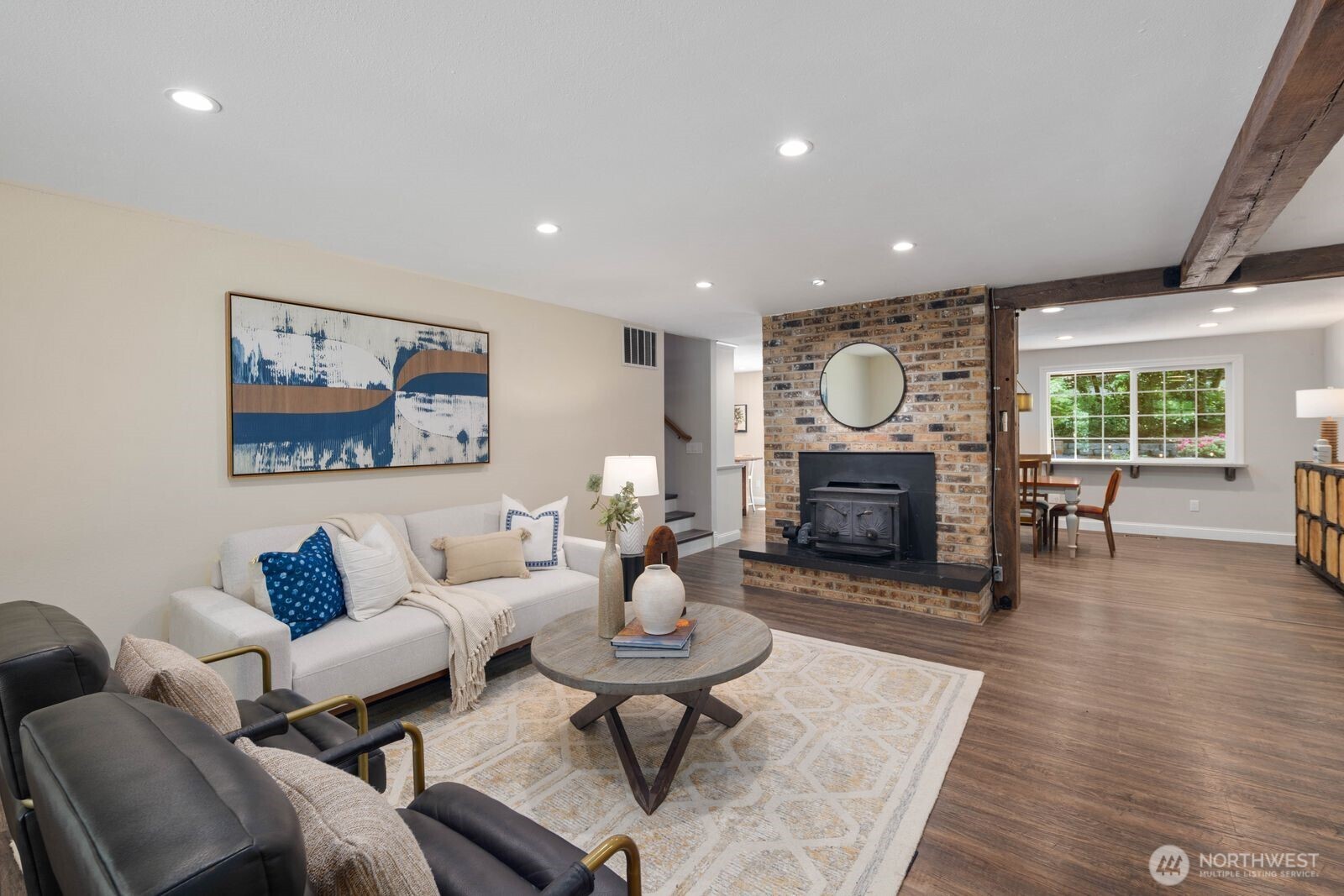16464 239th Avenue SE Issaquah WA 98027