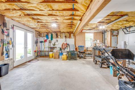 14 J Everett Way Hat Island WA 98206