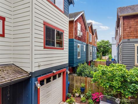 3318 Wetmore Avenue S Seattle WA 98144