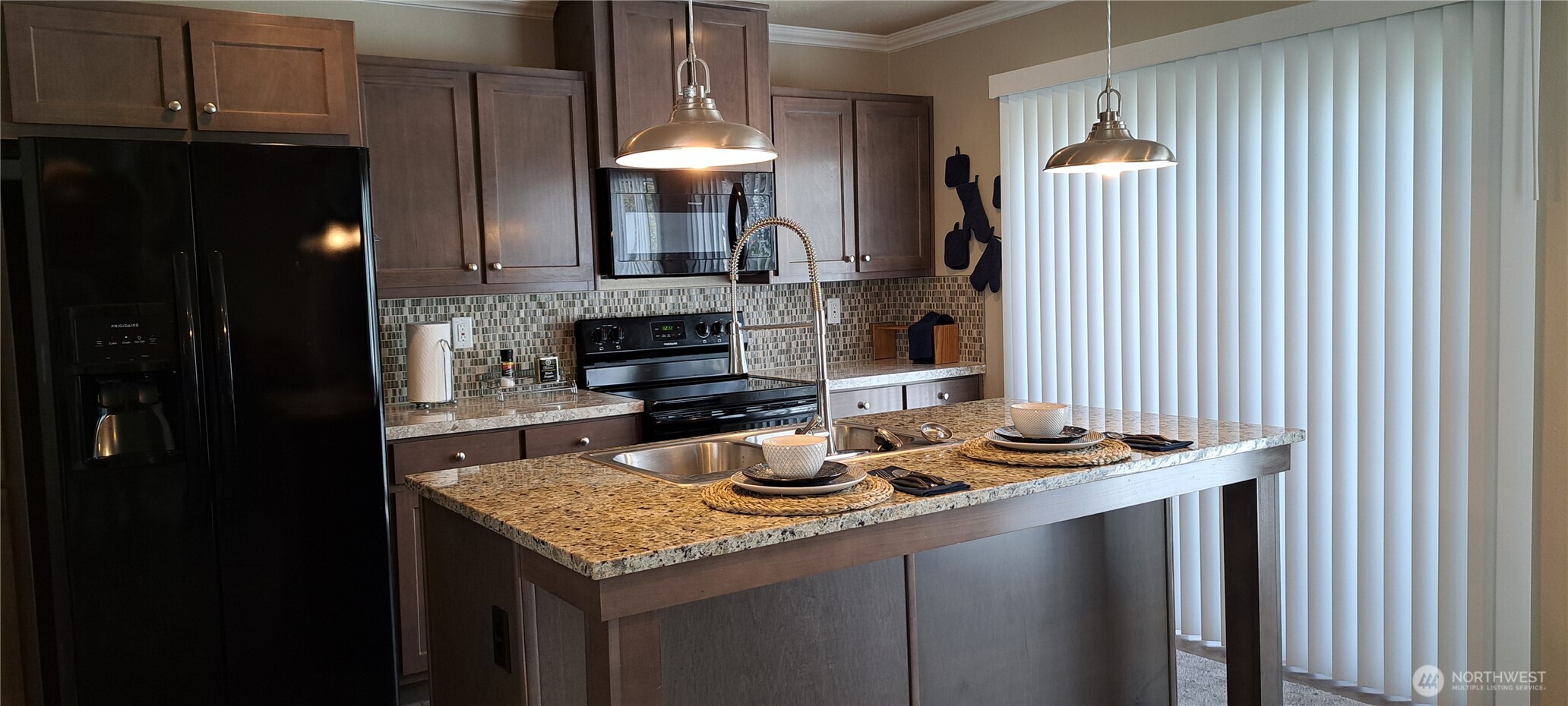 765 SW Chehalis Chehalis WA 98532