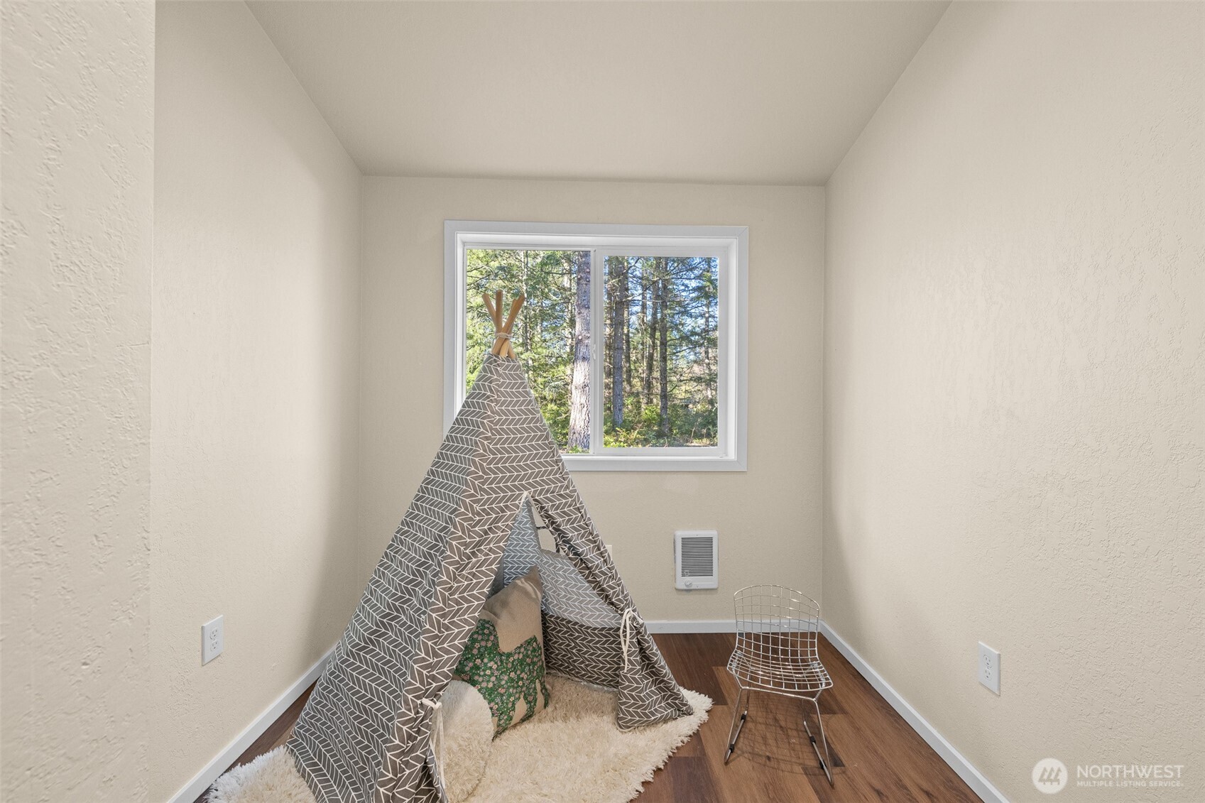 5403 Lone Star Lane NW Bremerton WA 98312