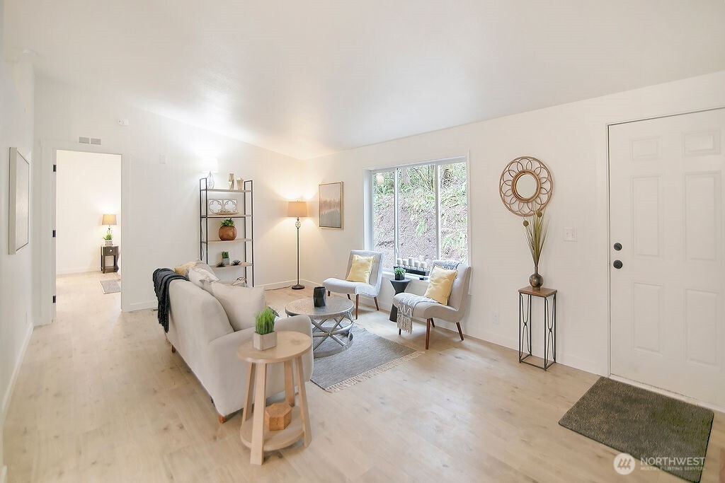 27 Line Drive Kelso WA 98626