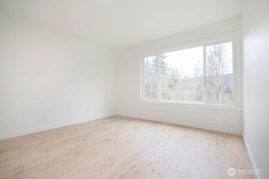 27 Line Drive Kelso WA 98626