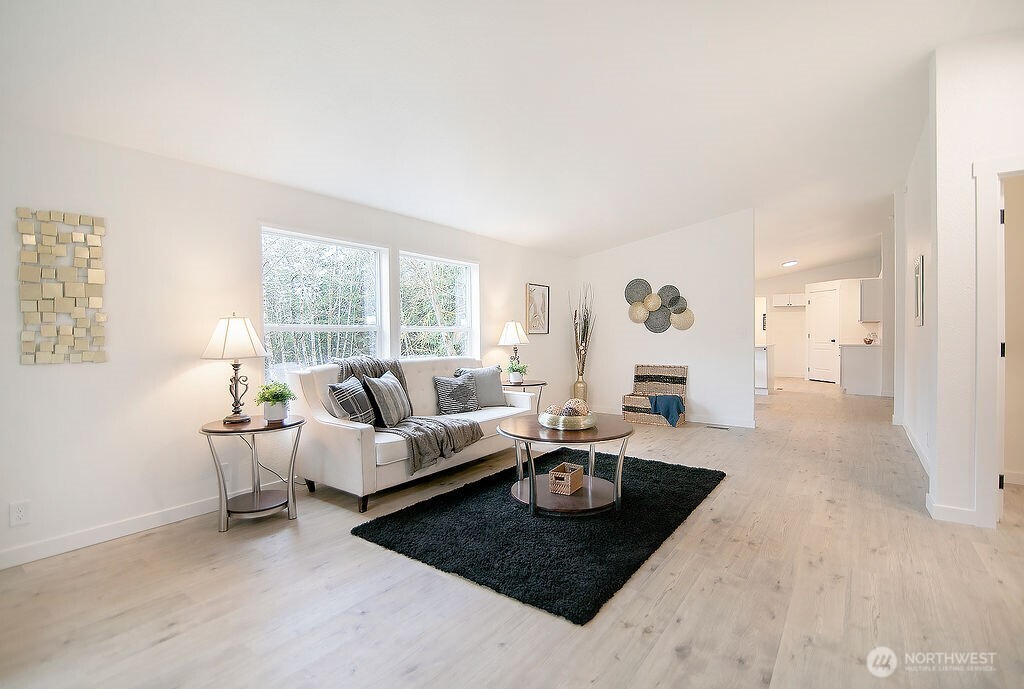 27 Line Drive Kelso WA 98626