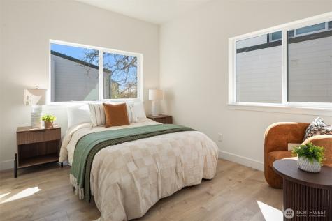 9846 62nd Avenue S Seattle WA 98118