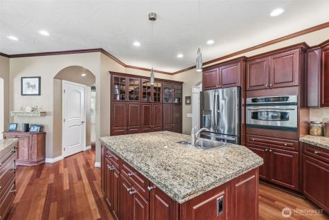 480 Apple Creek Road Longview WA 98632