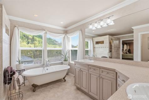 480 Apple Creek Road Longview WA 98632