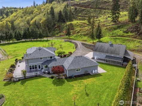 480 Apple Creek Road Longview WA 98632