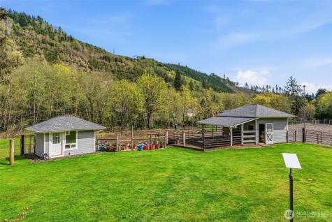 480 Apple Creek Road Longview WA 98632