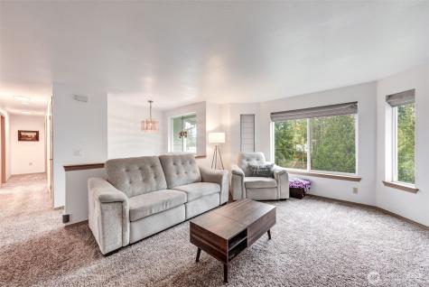 7910 E Glen Drive Everett WA 98203