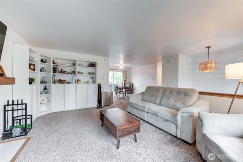7910 E Glen Drive Everett WA 98203