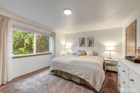 7910 E Glen Drive Everett WA 98203