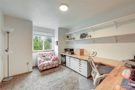 7910 E Glen Drive Everett WA 98203