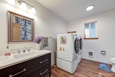 7910 E Glen Drive Everett WA 98203