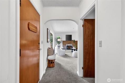 12745 10th Avenue NE Seattle WA 98125