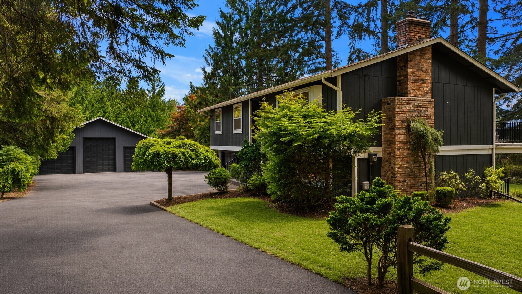 8725 124th Street E Puyallup WA 98373