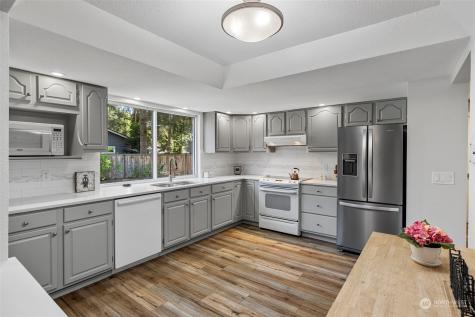 10400 Ne 135th Place Kirkland WA 98034