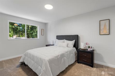 10400 Ne 135th Place Kirkland WA 98034
