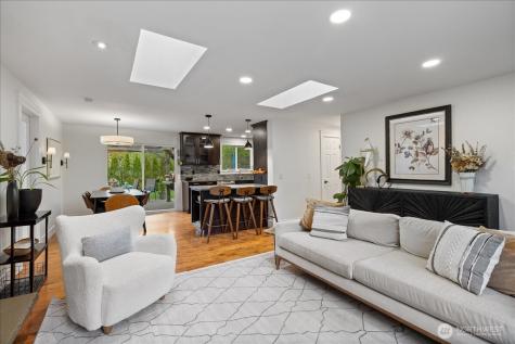 1109 Lewis Lane SE Issaquah WA 98027