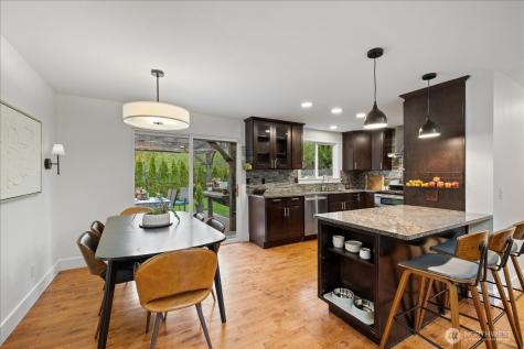 1109 Lewis Lane SE Issaquah WA 98027