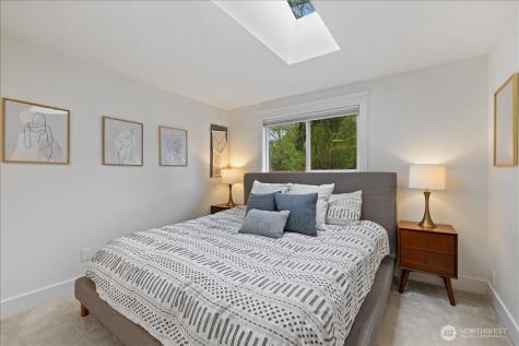 1109 Lewis Lane SE Issaquah WA 98027