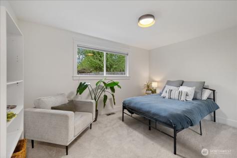1109 Lewis Lane SE Issaquah WA 98027