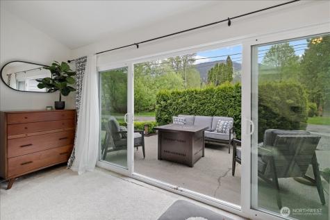 1109 Lewis Lane SE Issaquah WA 98027