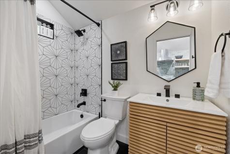 1109 Lewis Lane SE Issaquah WA 98027