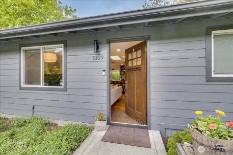 1109 Lewis Lane SE Issaquah WA 98027