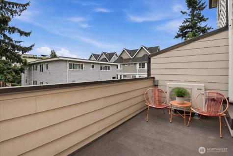 4418 Meridian Avenue N Seattle WA 98103