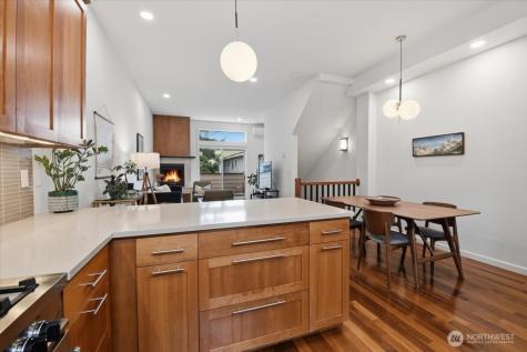 4418 Meridian Avenue N Seattle WA 98103