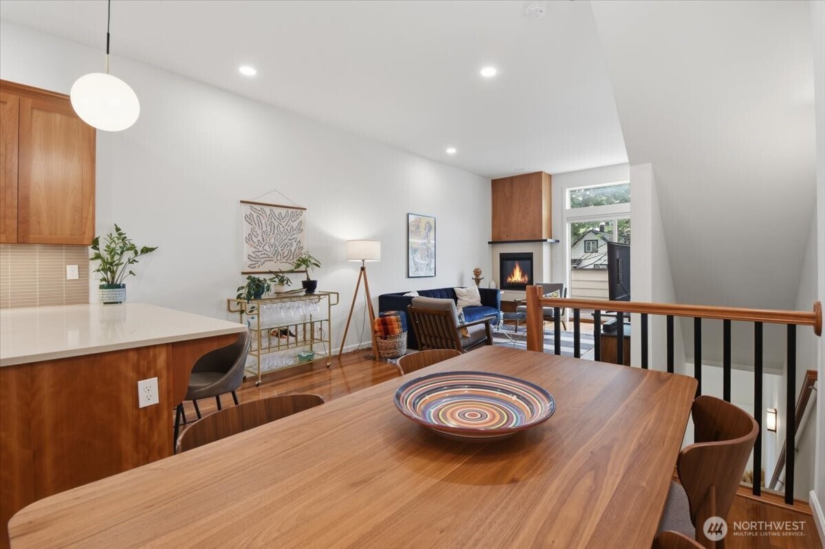 4418 Meridian Avenue N Seattle WA 98103