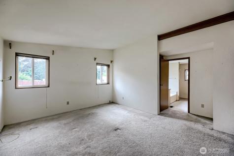 17125 Woodcrest Drive NE Bothell WA 98011