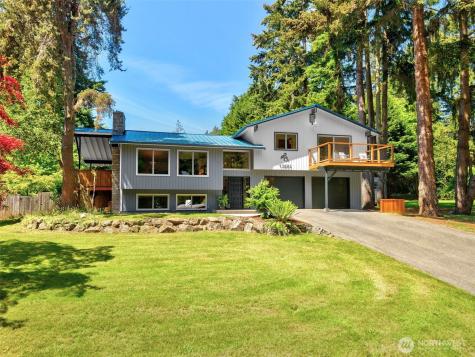 13893 John Street NE Bainbridge Island WA 98110