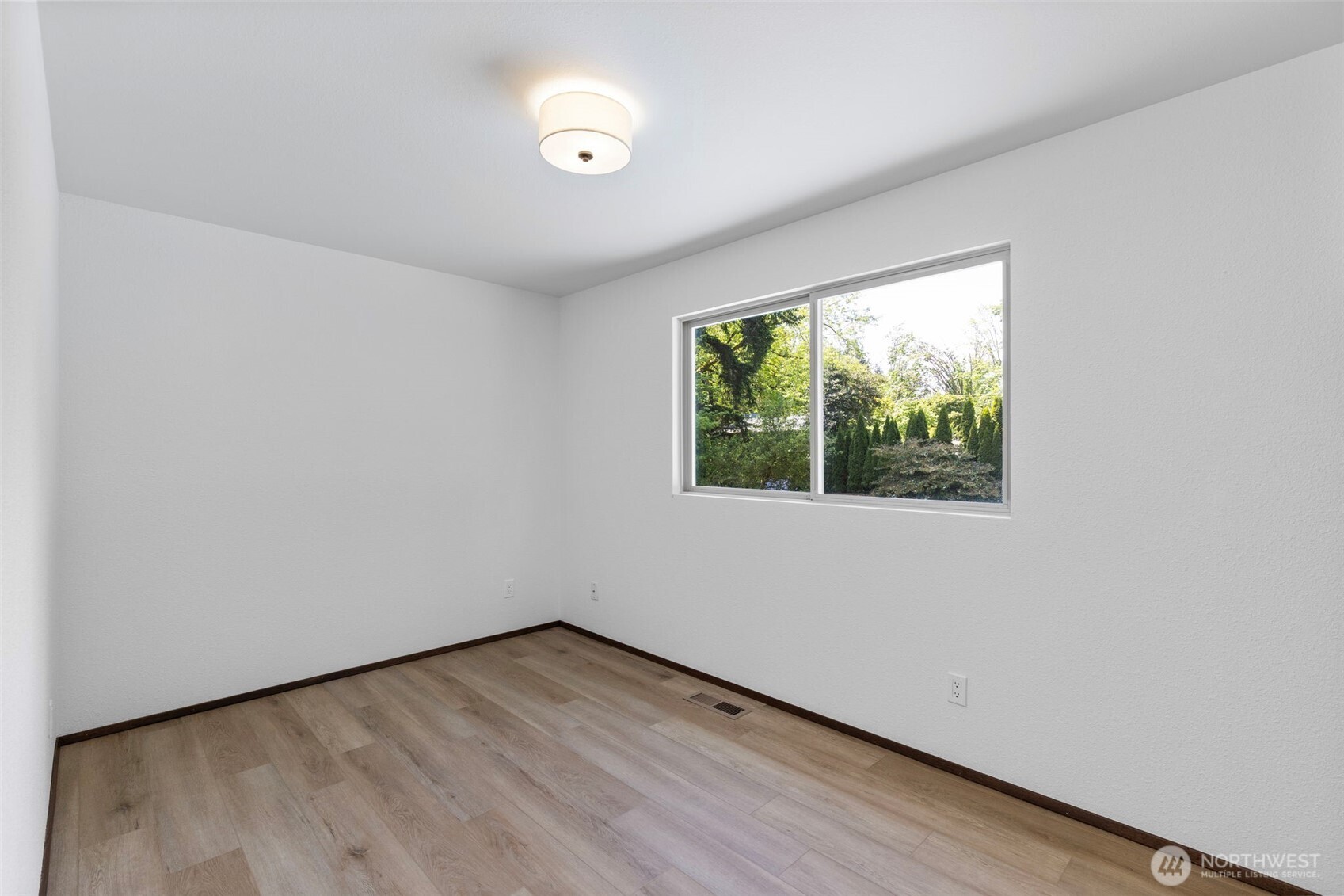 13893 John Street NE Bainbridge Island WA 98110
